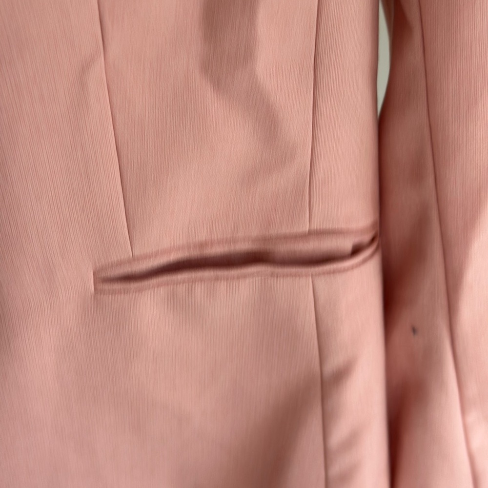 Zara Women's Blazer jacket in Warm Peach - Picture 9 of 15
